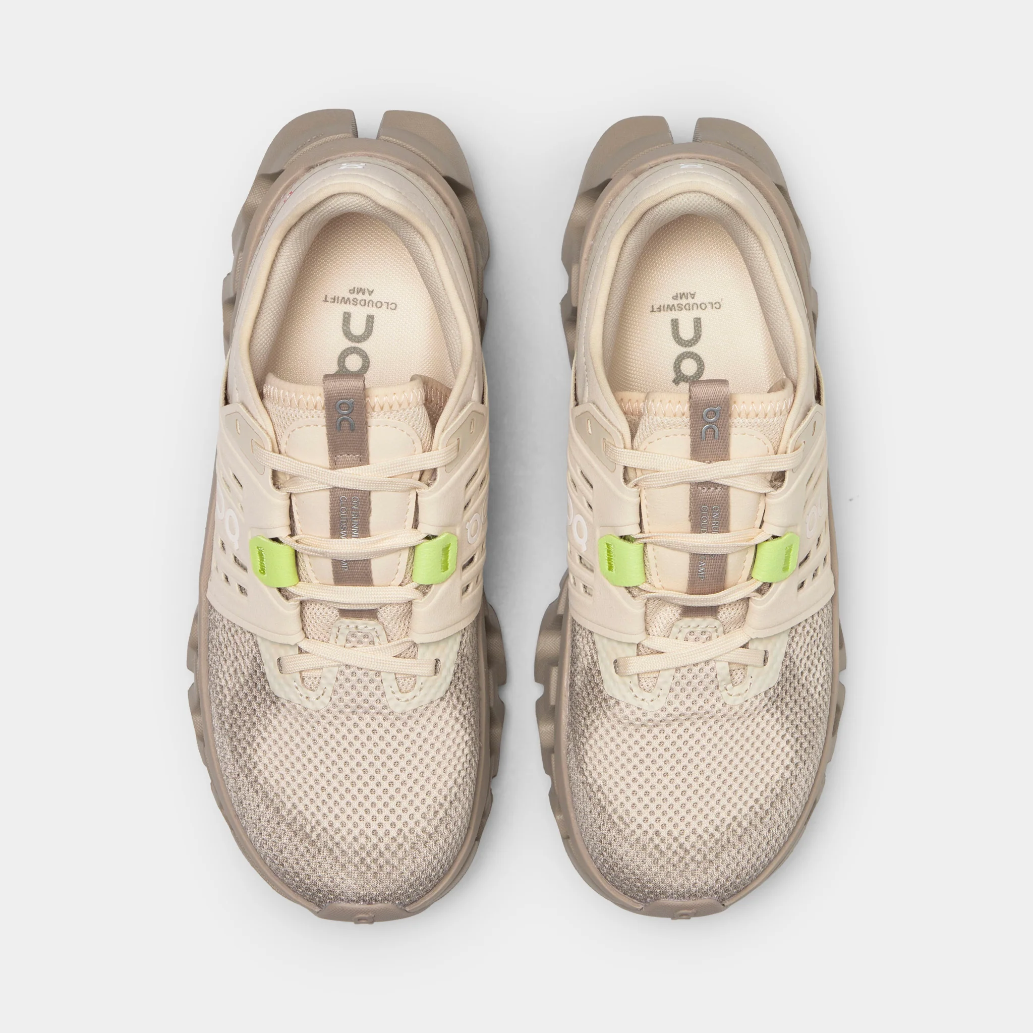 On Women's Cloudswift Amp Sand / Desert - Image 5