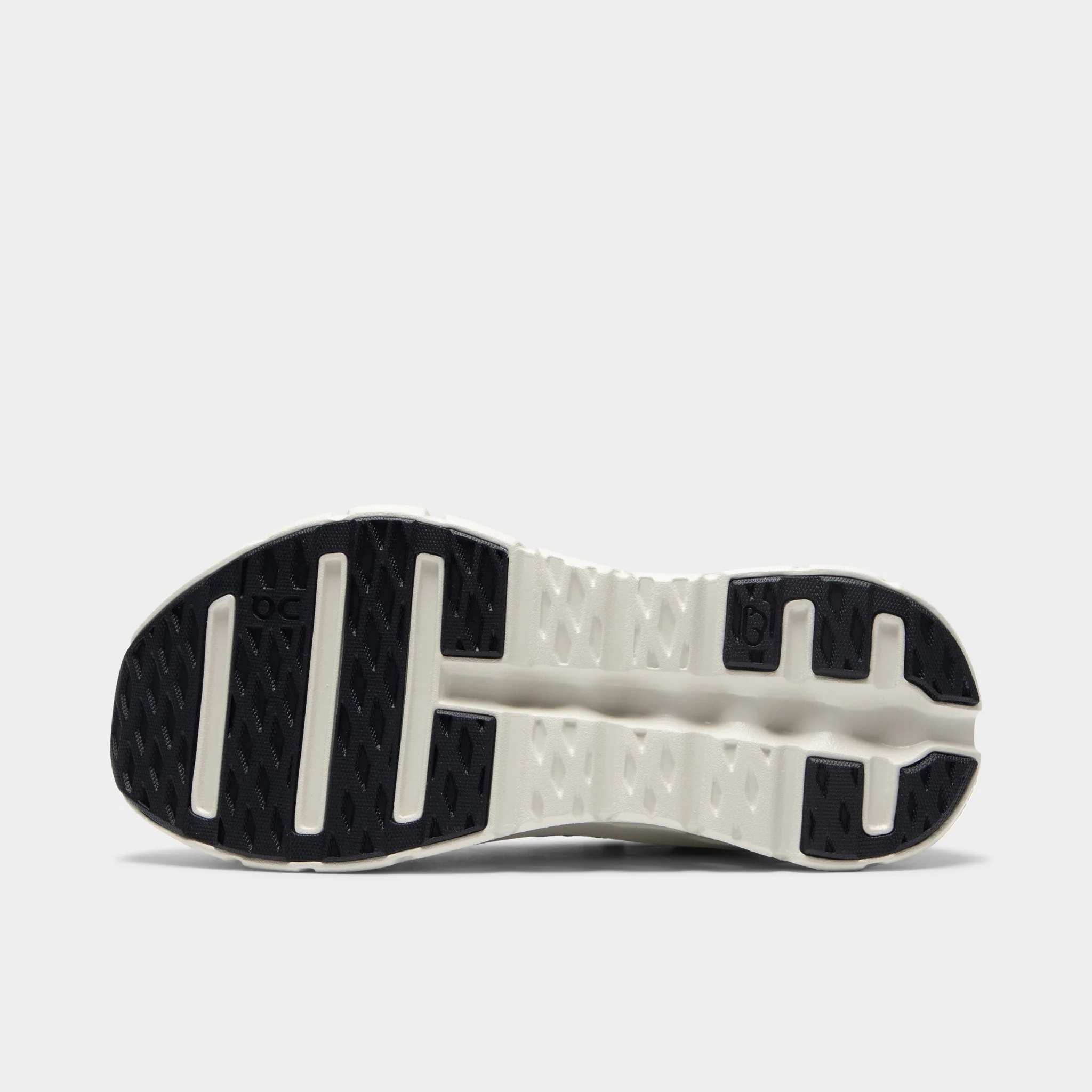 On Women's Cloudtilt Pearl / Ice - Image 6