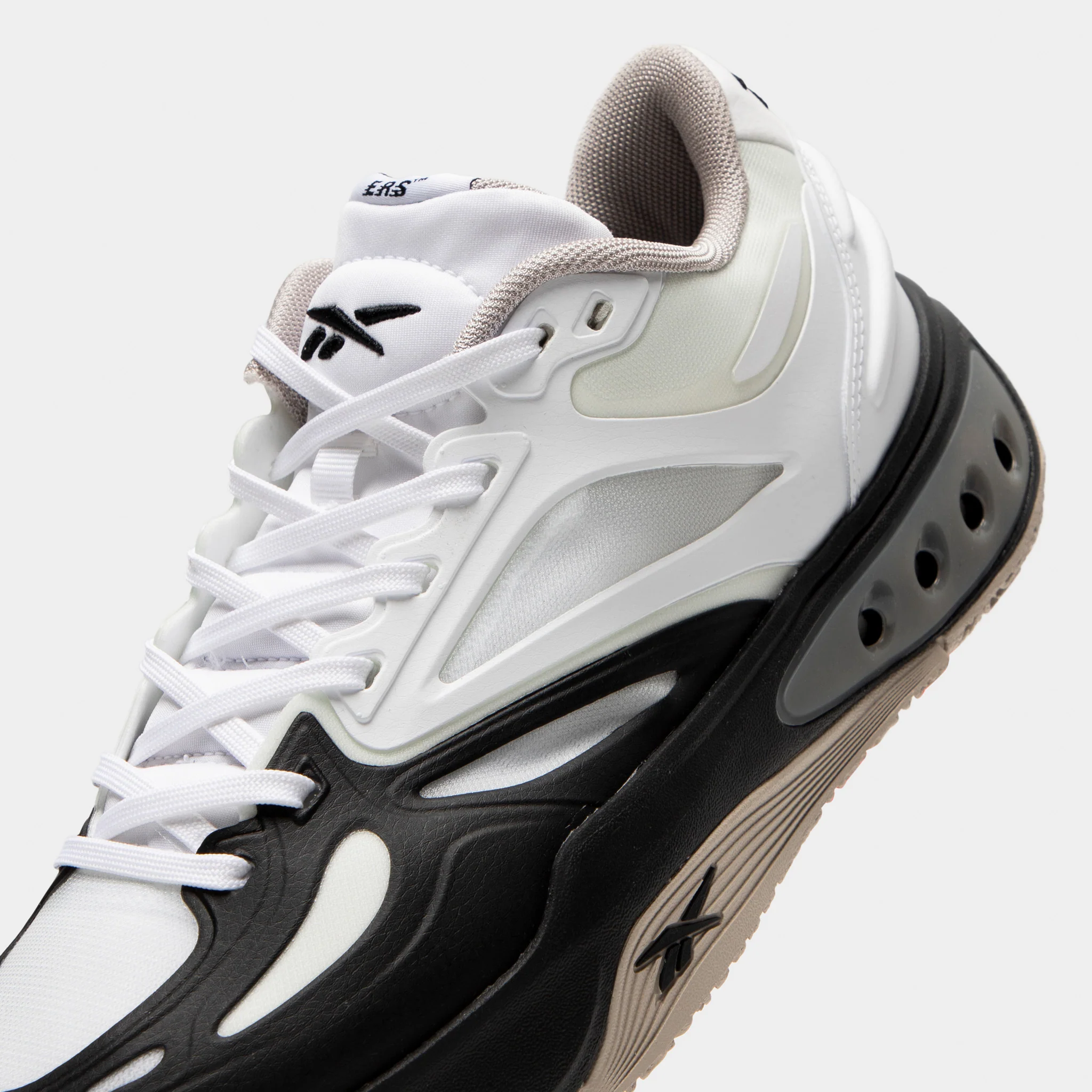 Reebok Engine A White / Black - Image 3