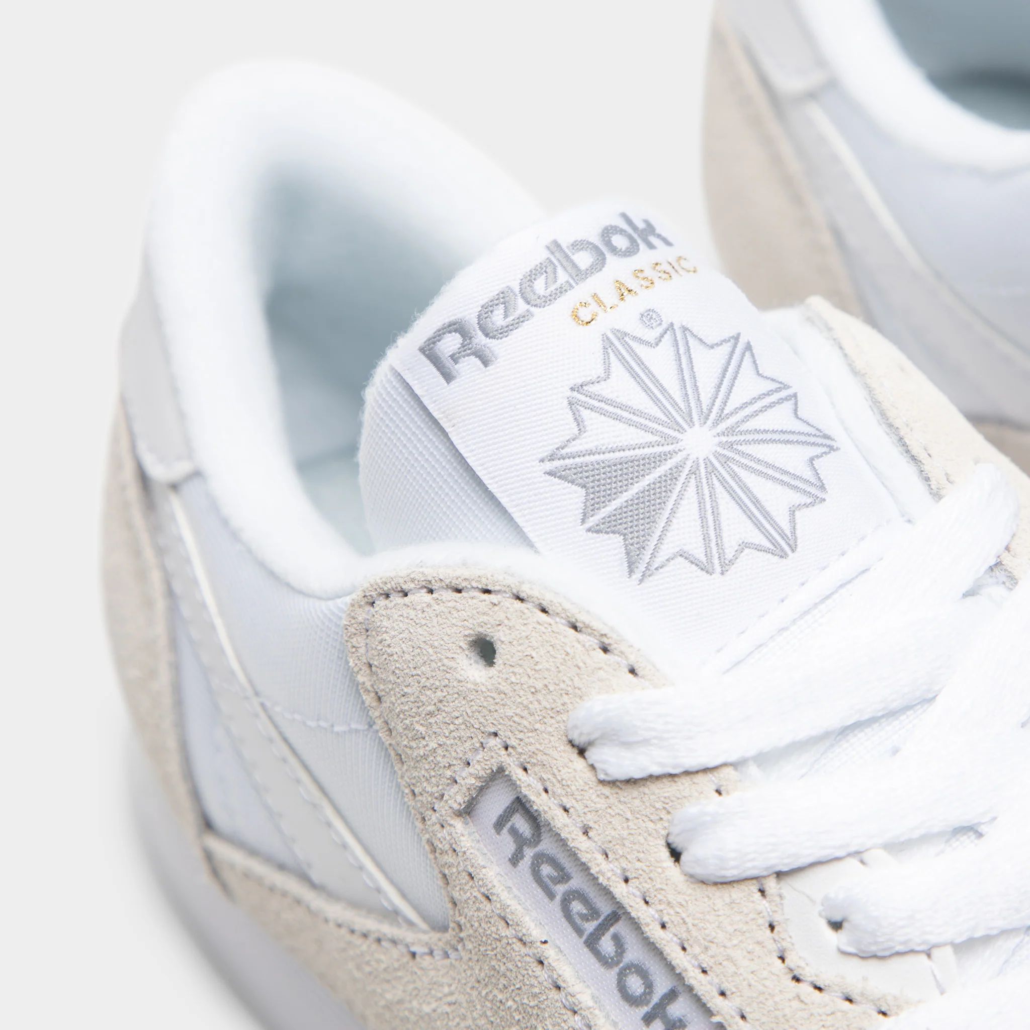 Reebok Women's Classic Nylon White / Grey - Image 3