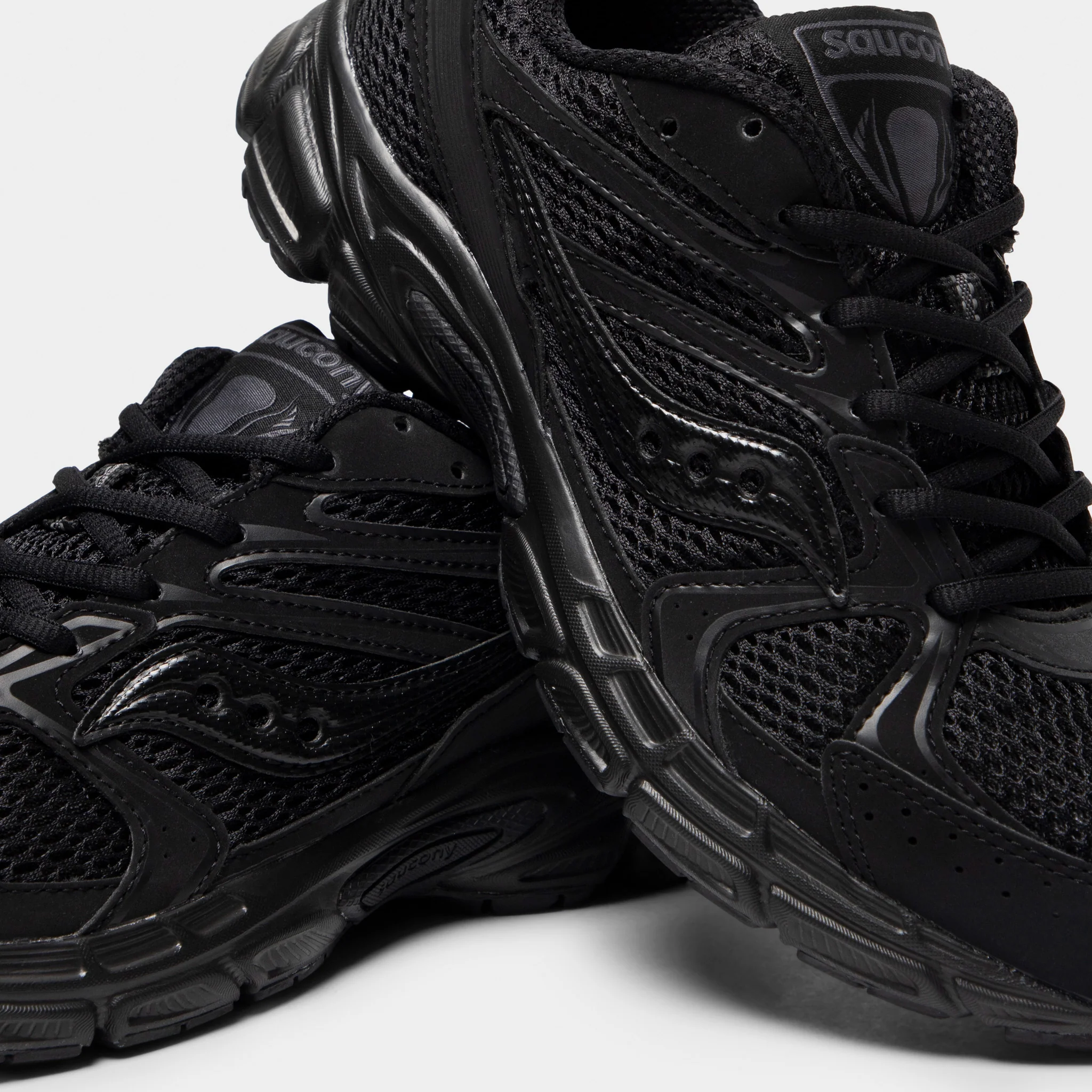 Saucony Ride Millennium Black / Black - Image 3