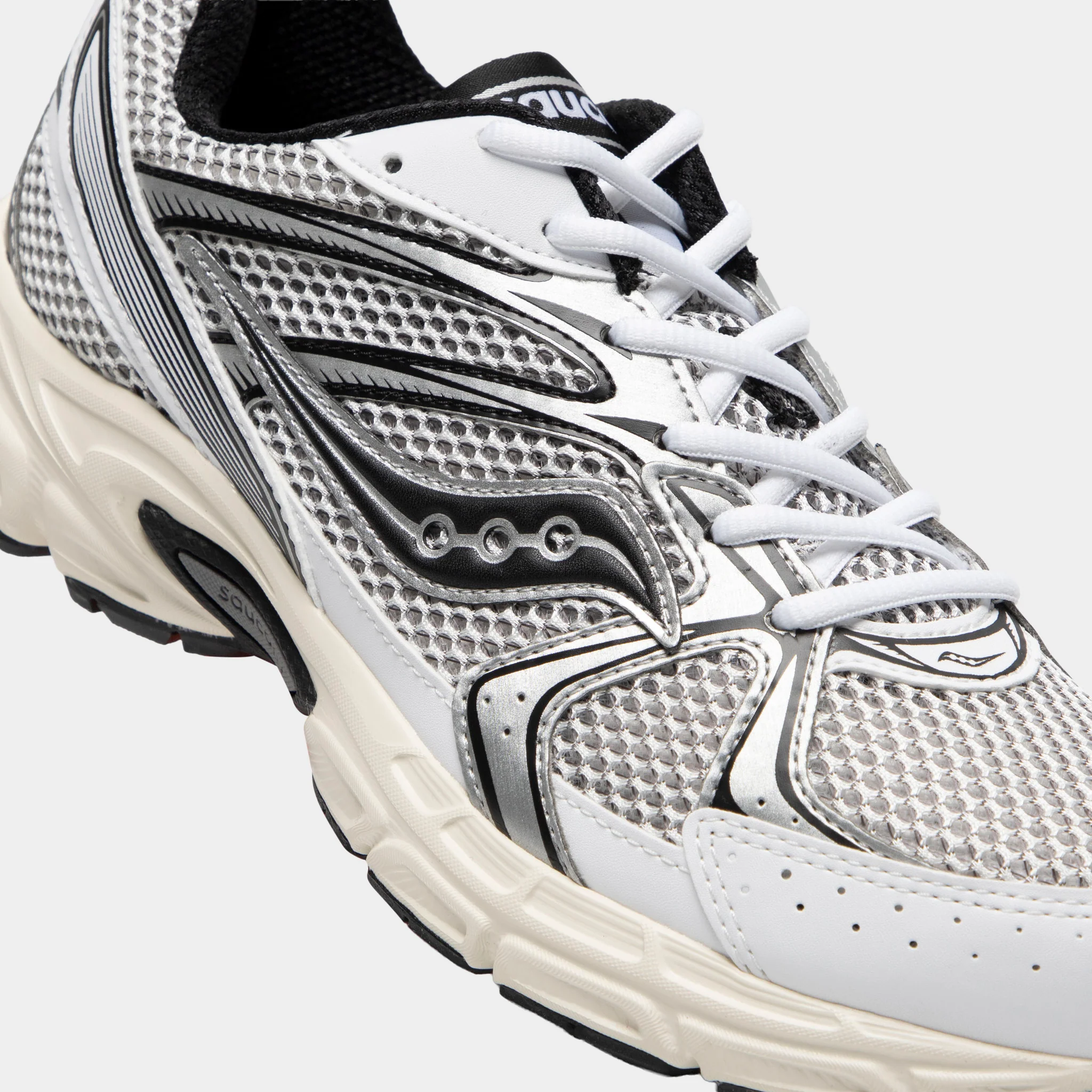 Saucony Ride Millunium White / Black - Image 3