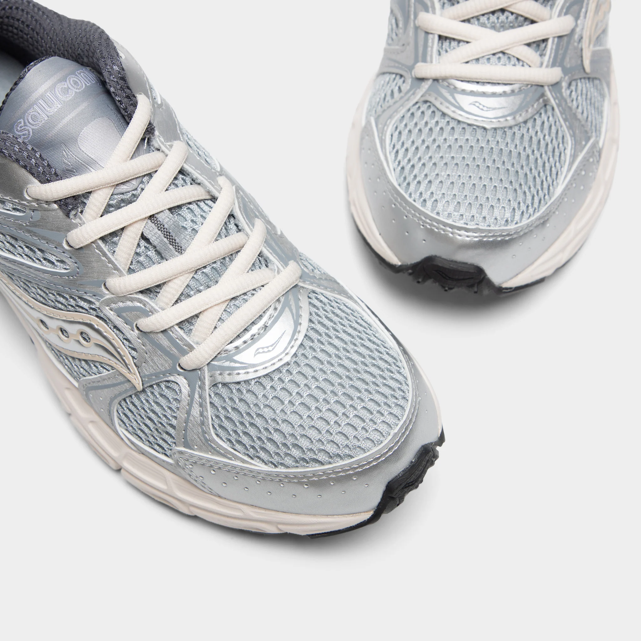 Saucony Women's Ride Millennium Silver / Cream - Image 3