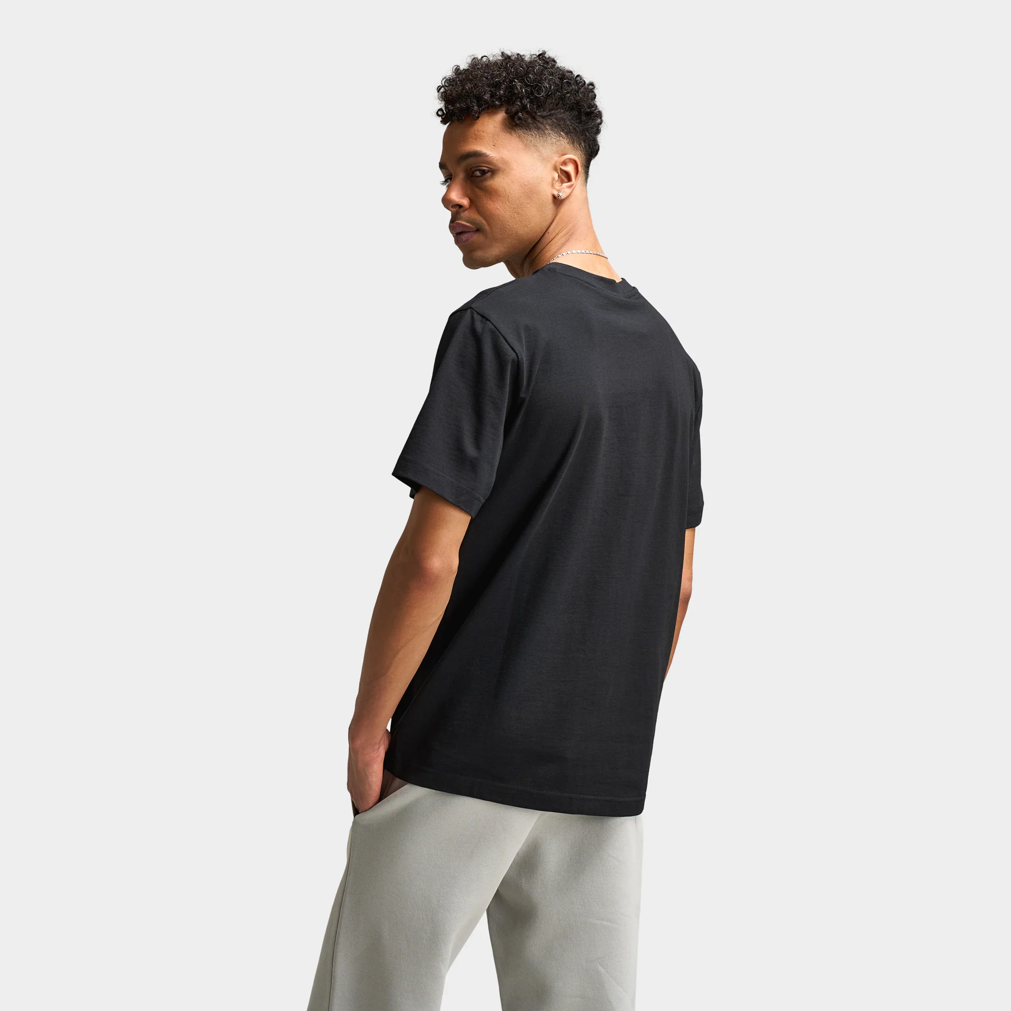 Sonneti Hare Graphic T-Shirt / Black - Image 2