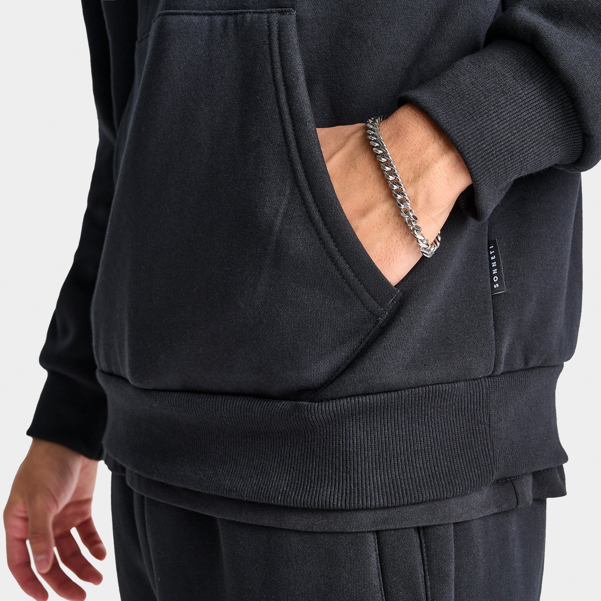 Sonneti London Pullover Hoodie / Black - Image 4