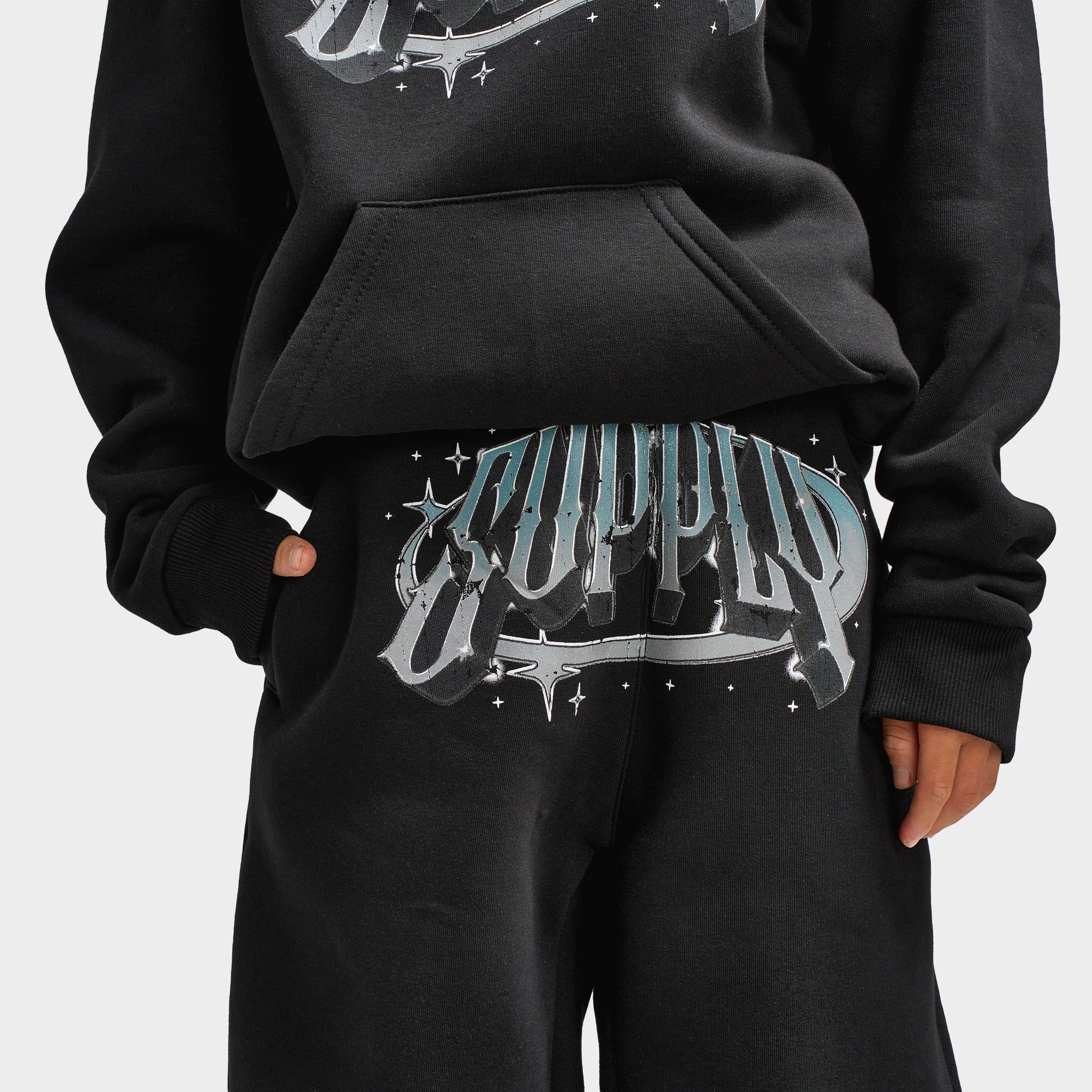 Supply & Demand Juniors' Chrome Star Pants / Black - Image 5