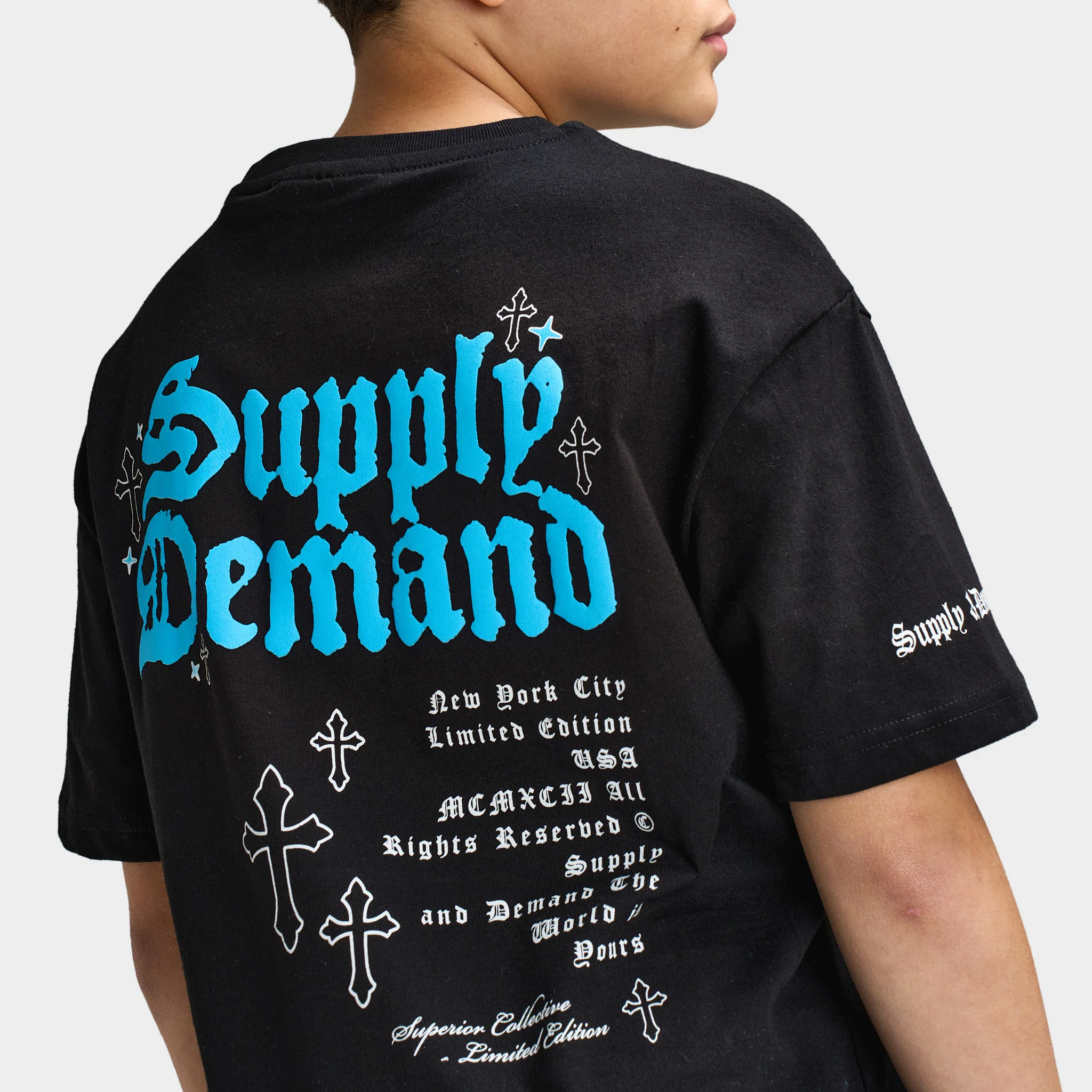 Supply & Demand Juniors' Treport T-Shirt / Black - Image 4