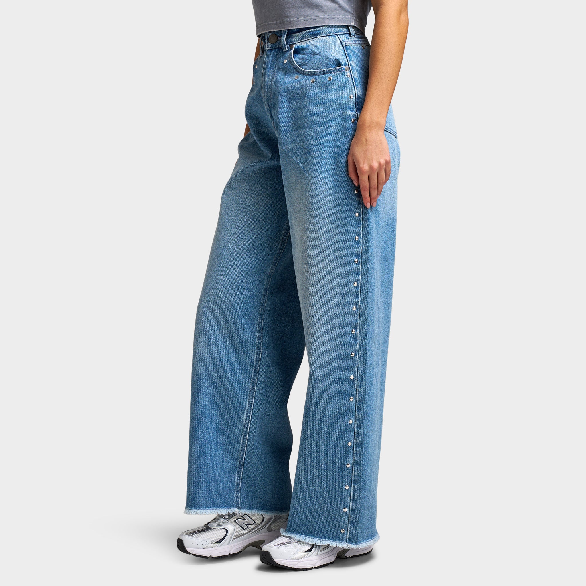 Supply & Demand Women's Stud Wide Leg Jeans / Mid Wash - Image 4