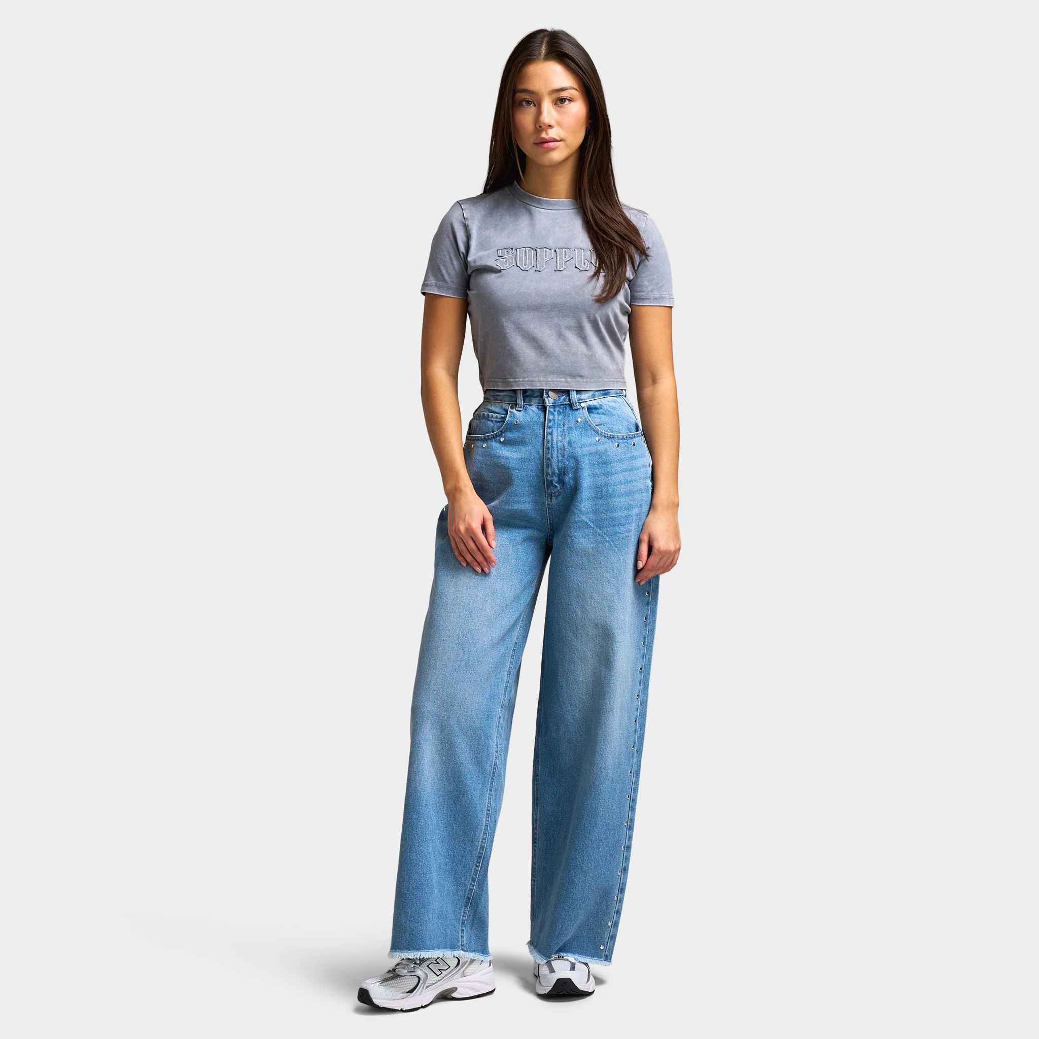 Supply & Demand Women's Stud Wide Leg Jeans / Mid Wash - Image 6