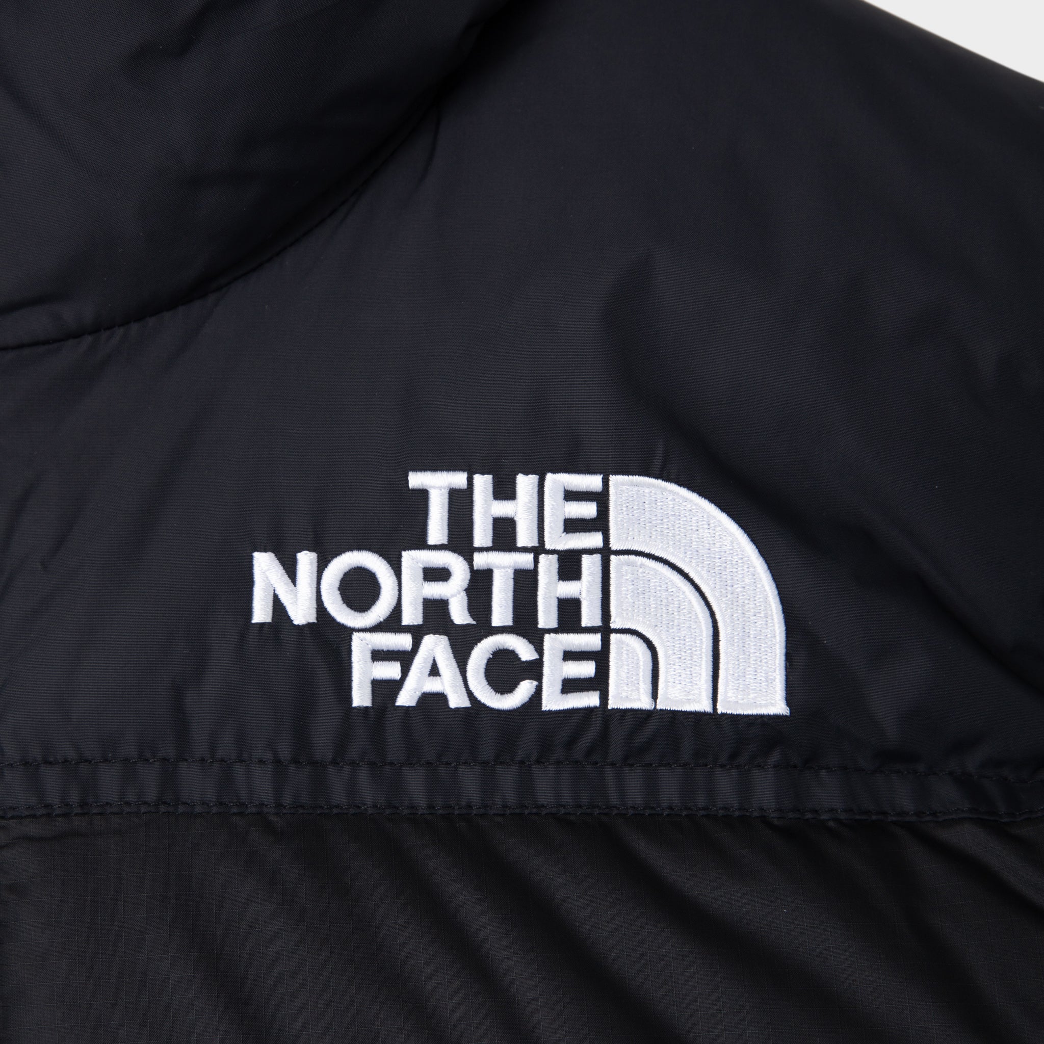The North Face Juniors' Teen 1996 Retro Nuptse Jacket / Black - Image 10