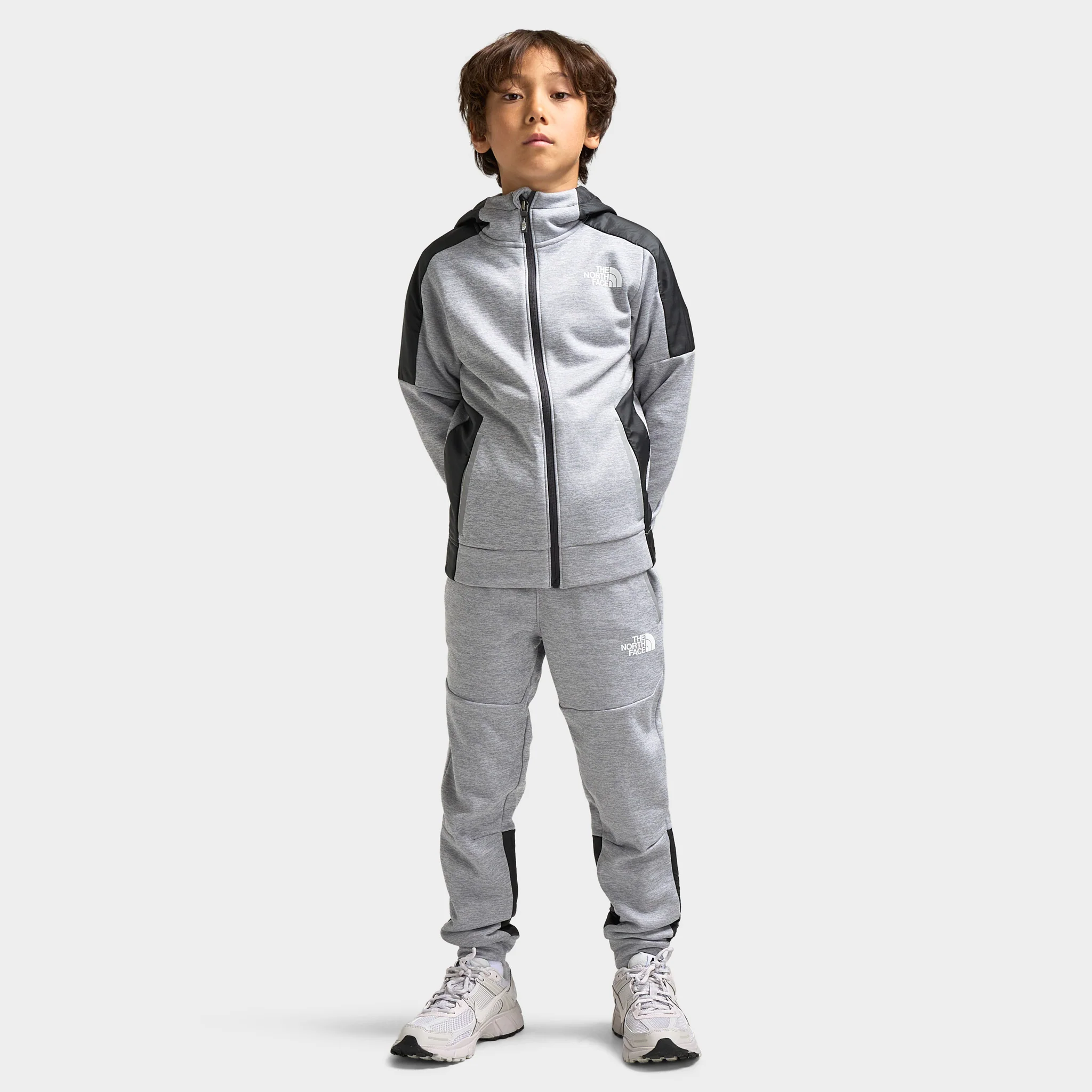 The North Face Juniors' Mittelllegi Fleece Joggers / Heather Grey - Image 7