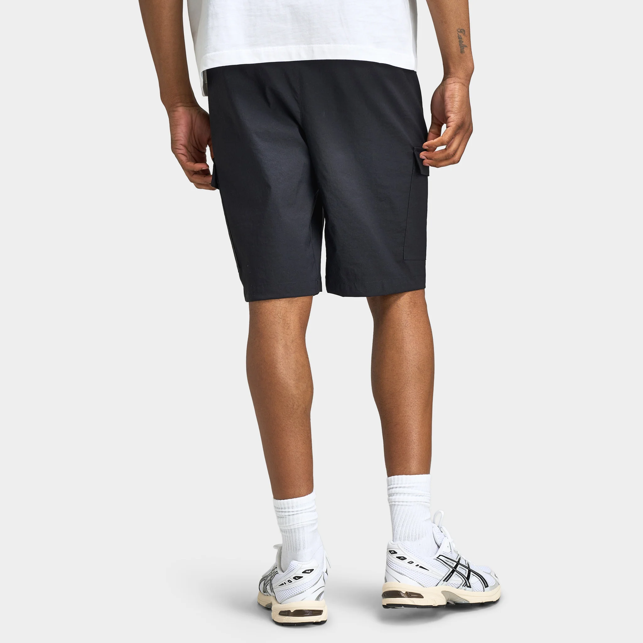 The North Face Trishul Cargo Short / TNF Black - Image 4