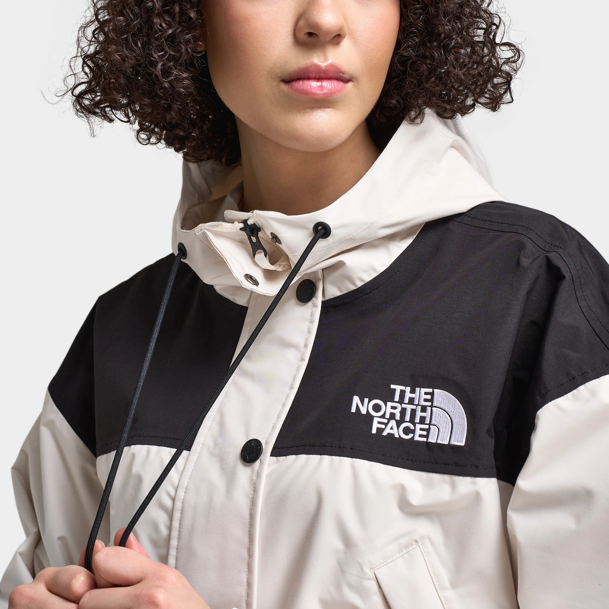 The North Face Women's Reign On Jacket / White - Image 4