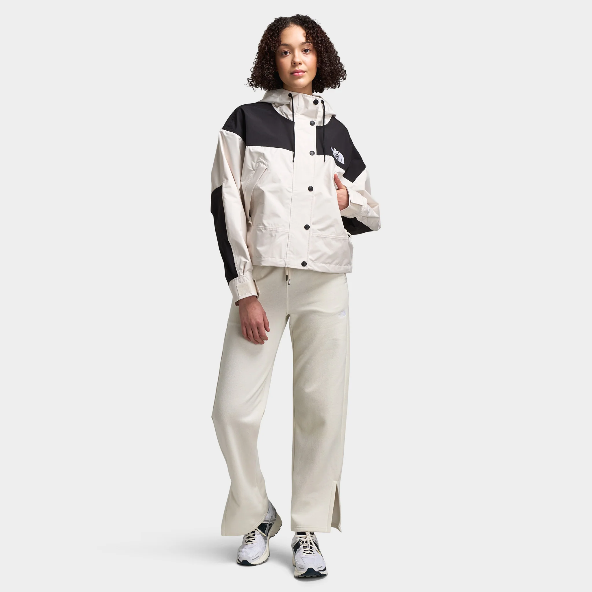 The North Face Women's Reign On Jacket / White - Image 6