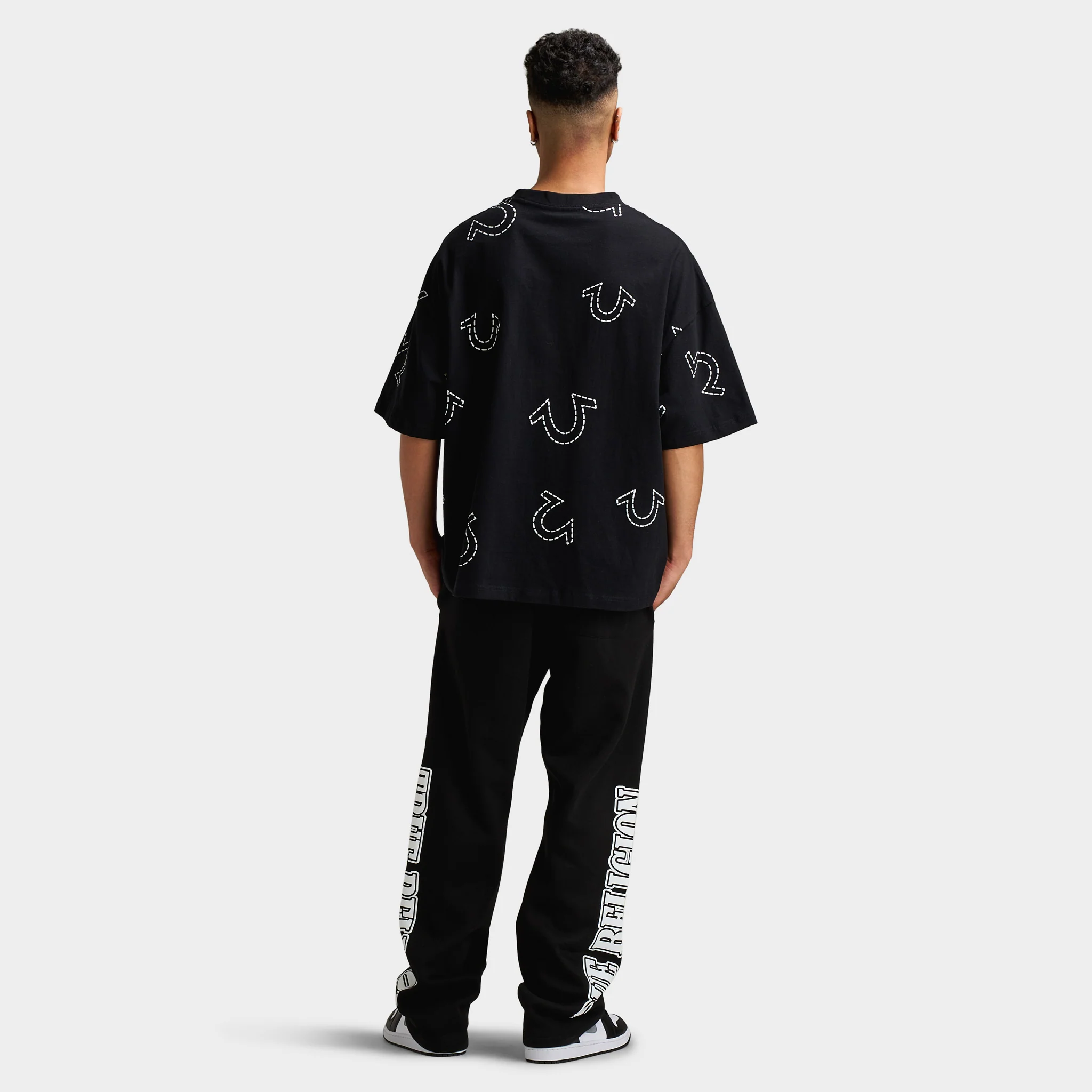 True Religion SS HS PRINT OVERSIZED TEE Jet Black - Image 6