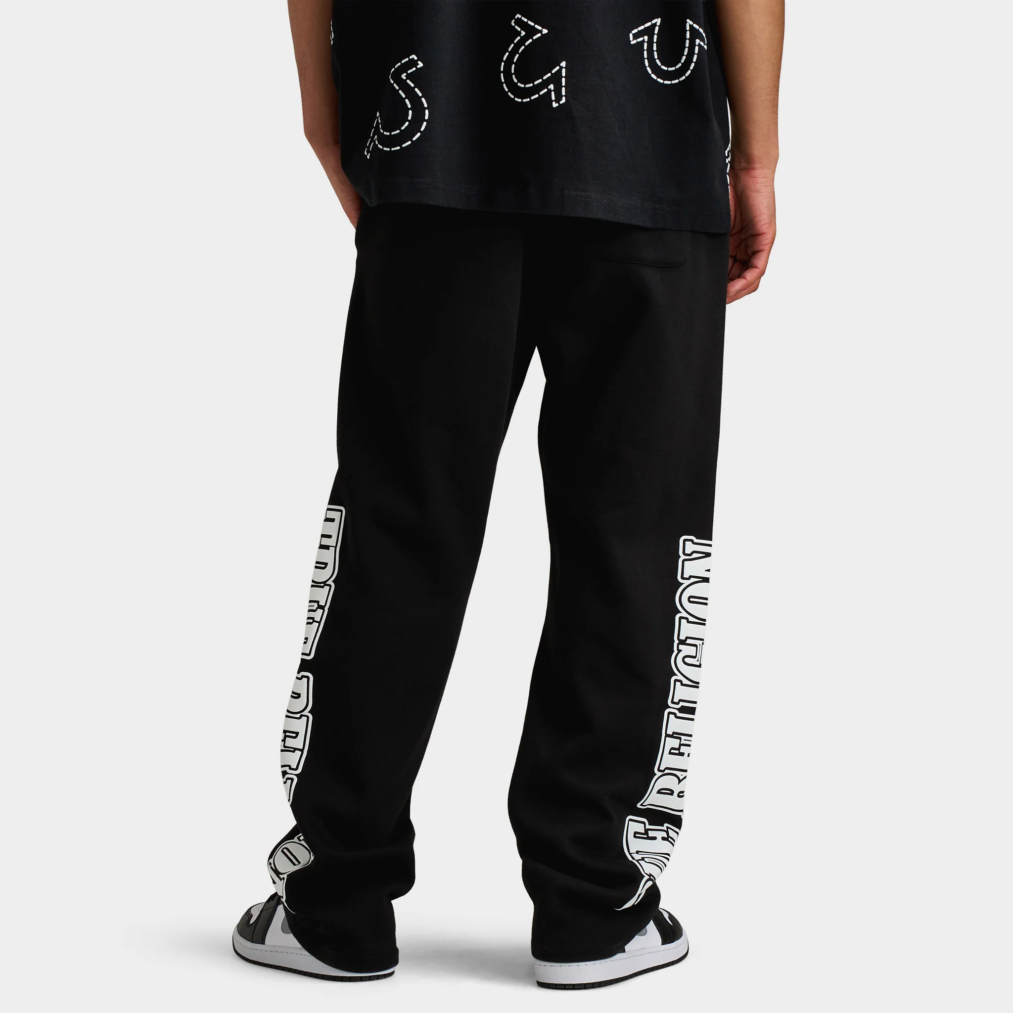 True Religion WAVY LOGO FLATLOCK SWEATS / Jet Black - Image 4