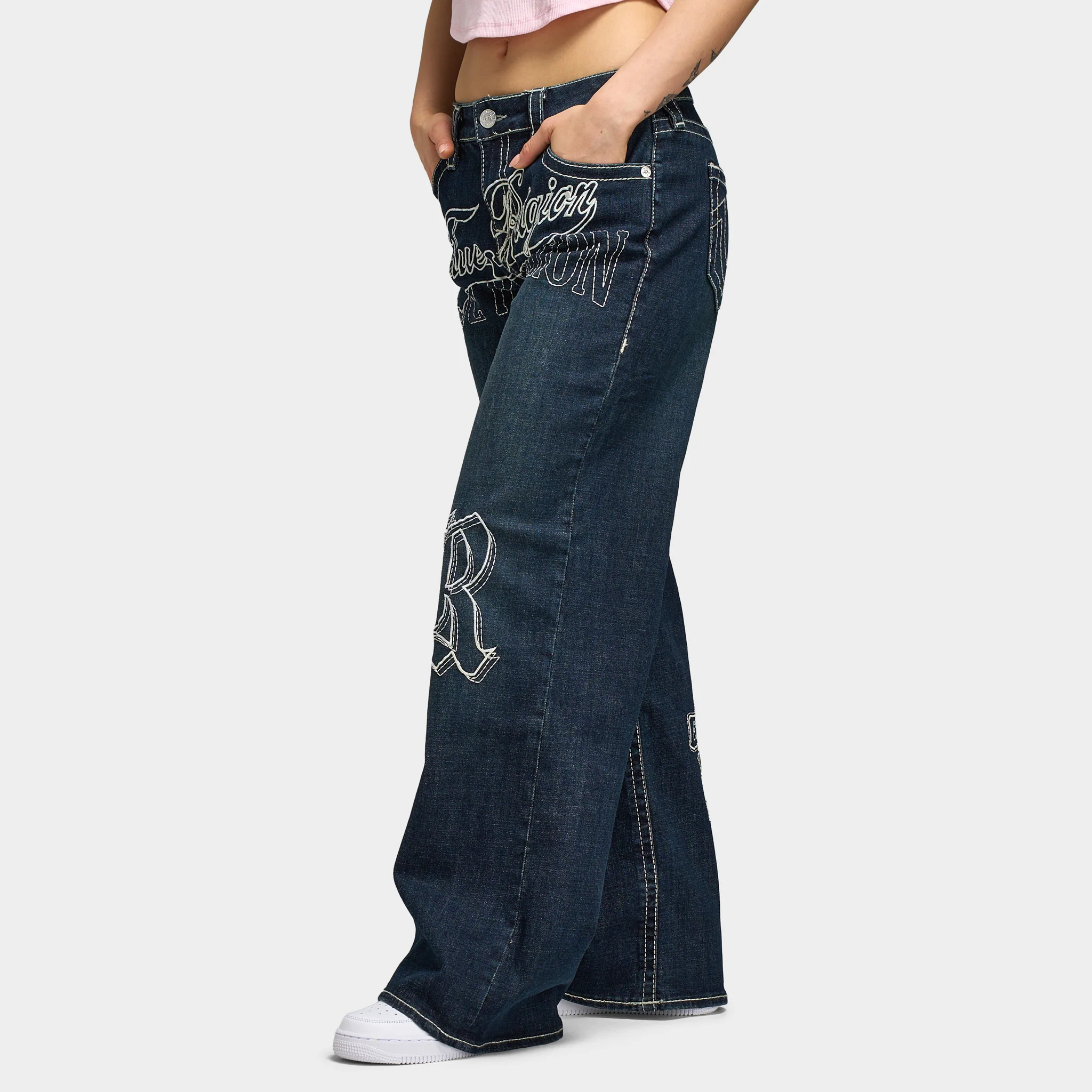 True Religion Women's Embroidery Bobbi Baggy Big T Jeans / Ice Meadow - Image 4