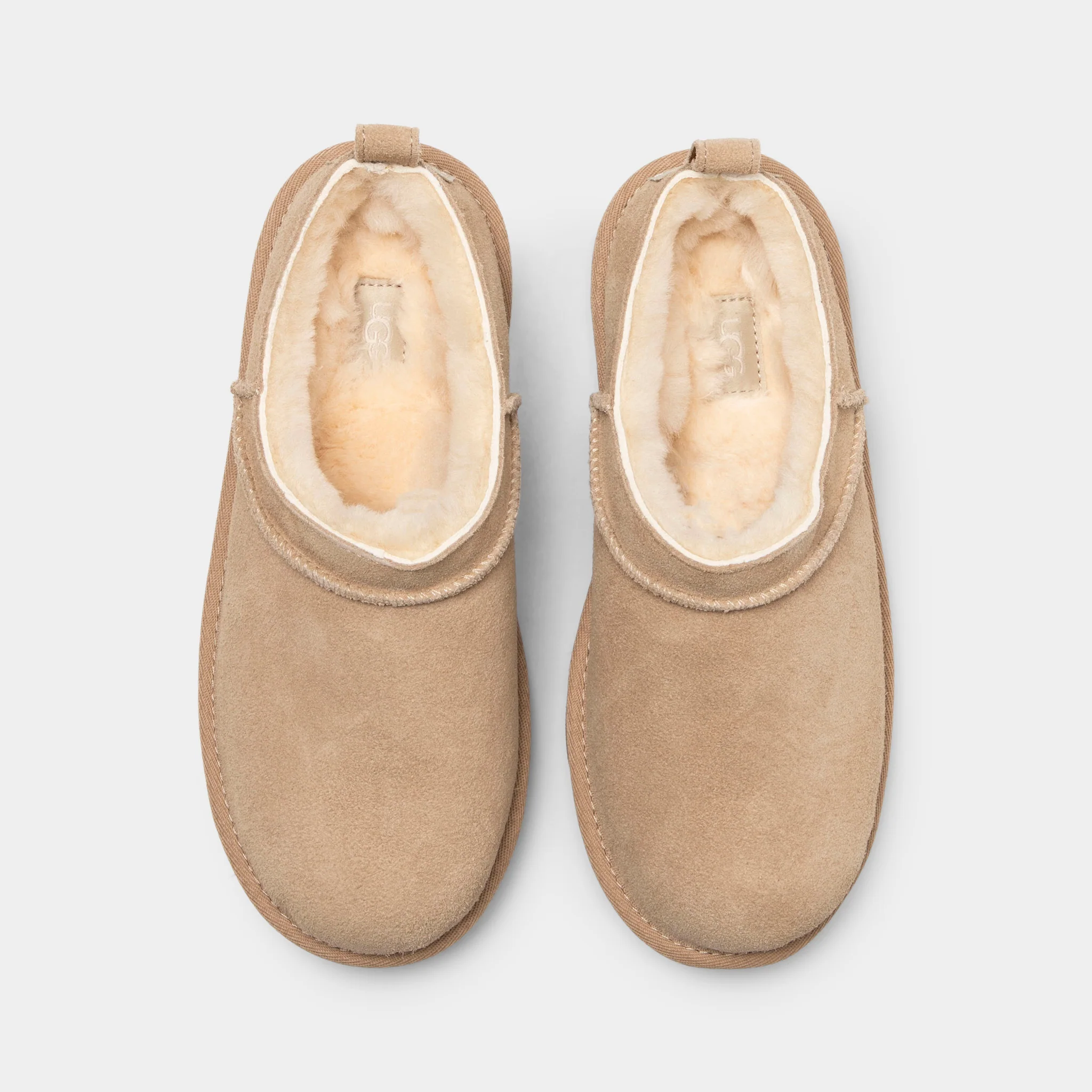 UGG Juniors' Classic Micro / Sand - Image 5