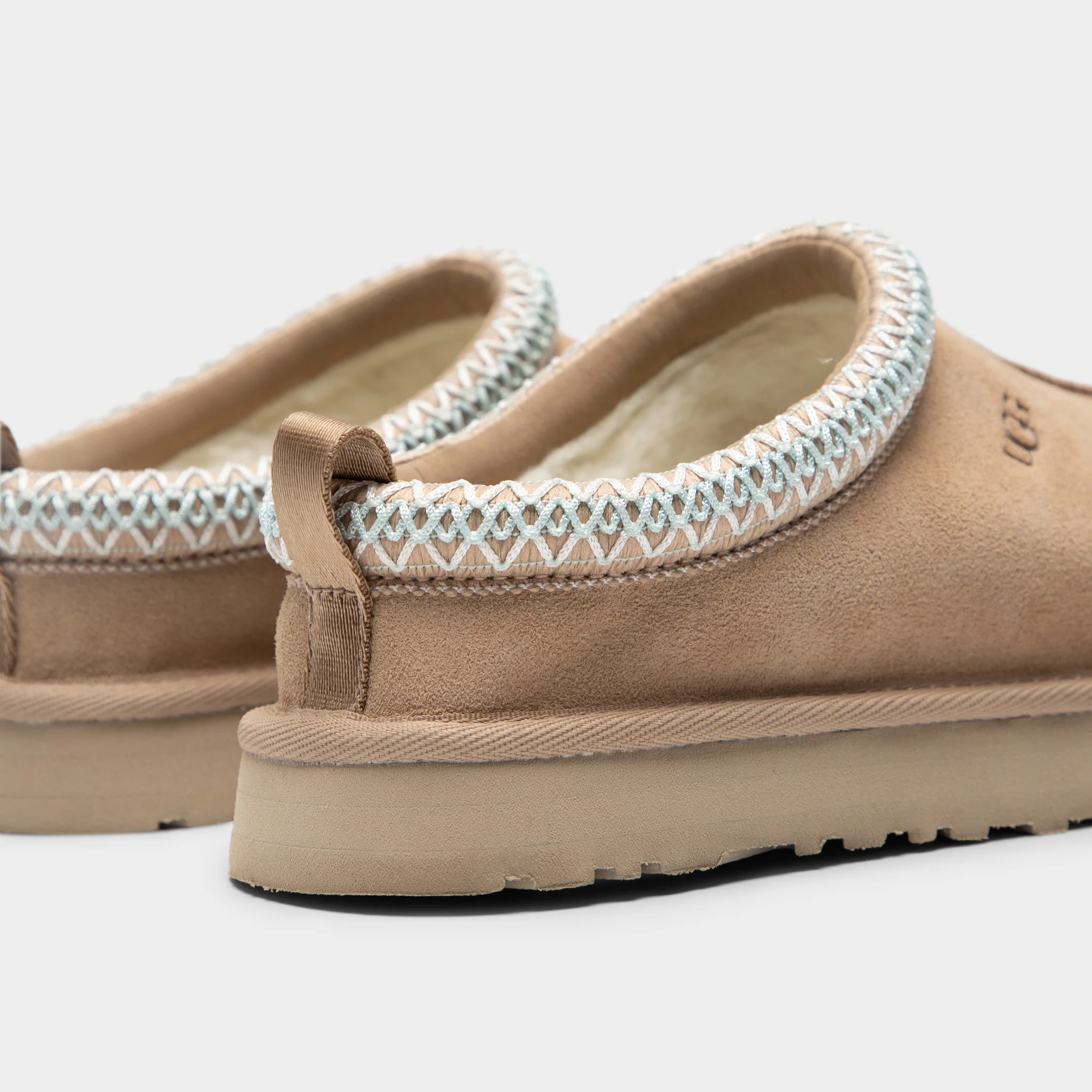 UGG Juniors' Tazz / Sand - Image 3