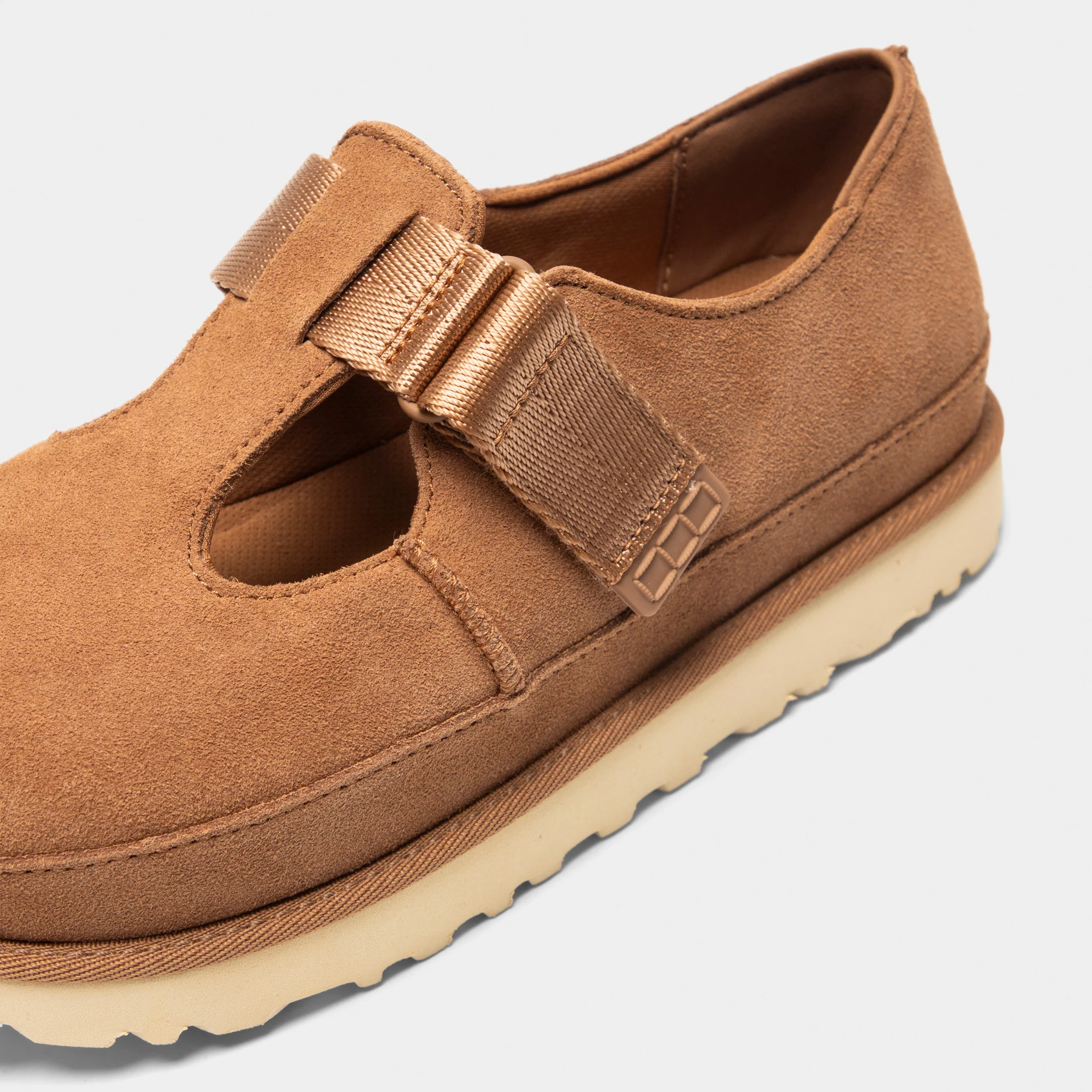 UGG Women's Goldenstar Mary Jane / Chestnut - Image 3
