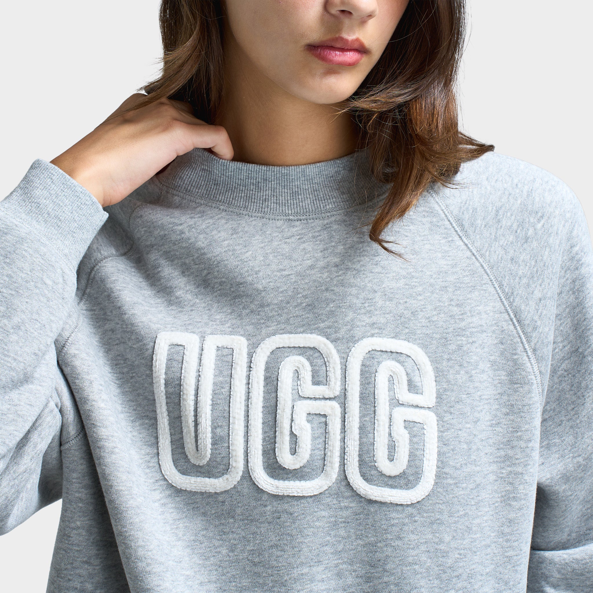 UGG Women's Logo Crewneck / Heather Grey - Image 4