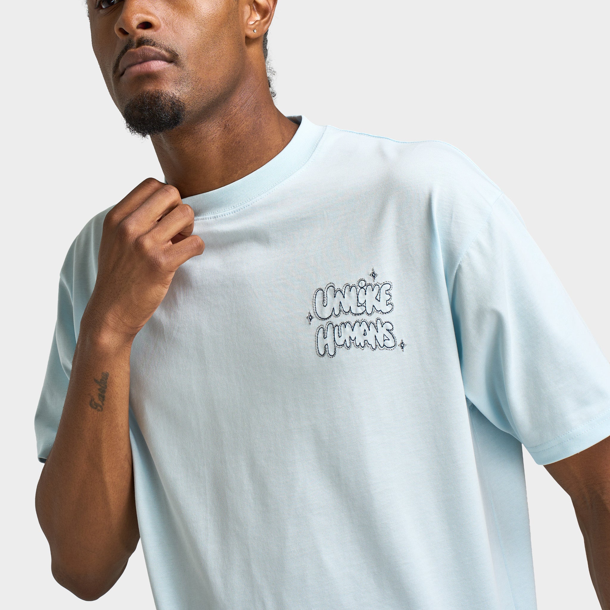 Unlike Humans Regent T-shirt / Delicate Blue - Image 3