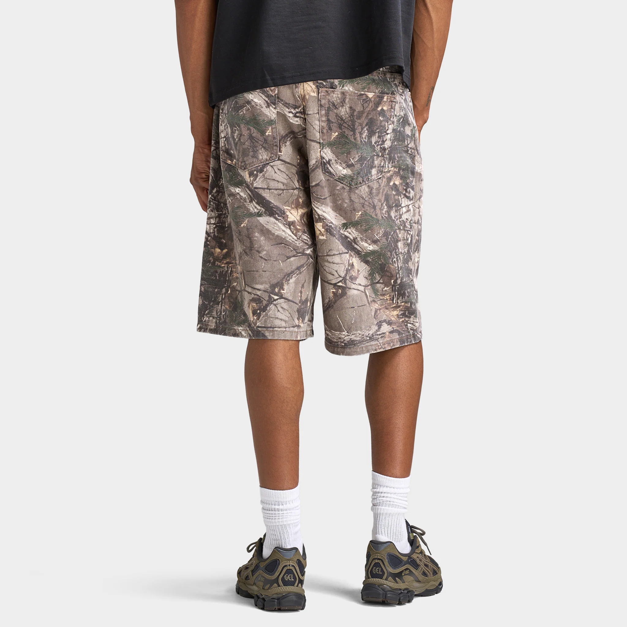 Unlike Humans Savis Shorts / Woodland Camo - Image 2