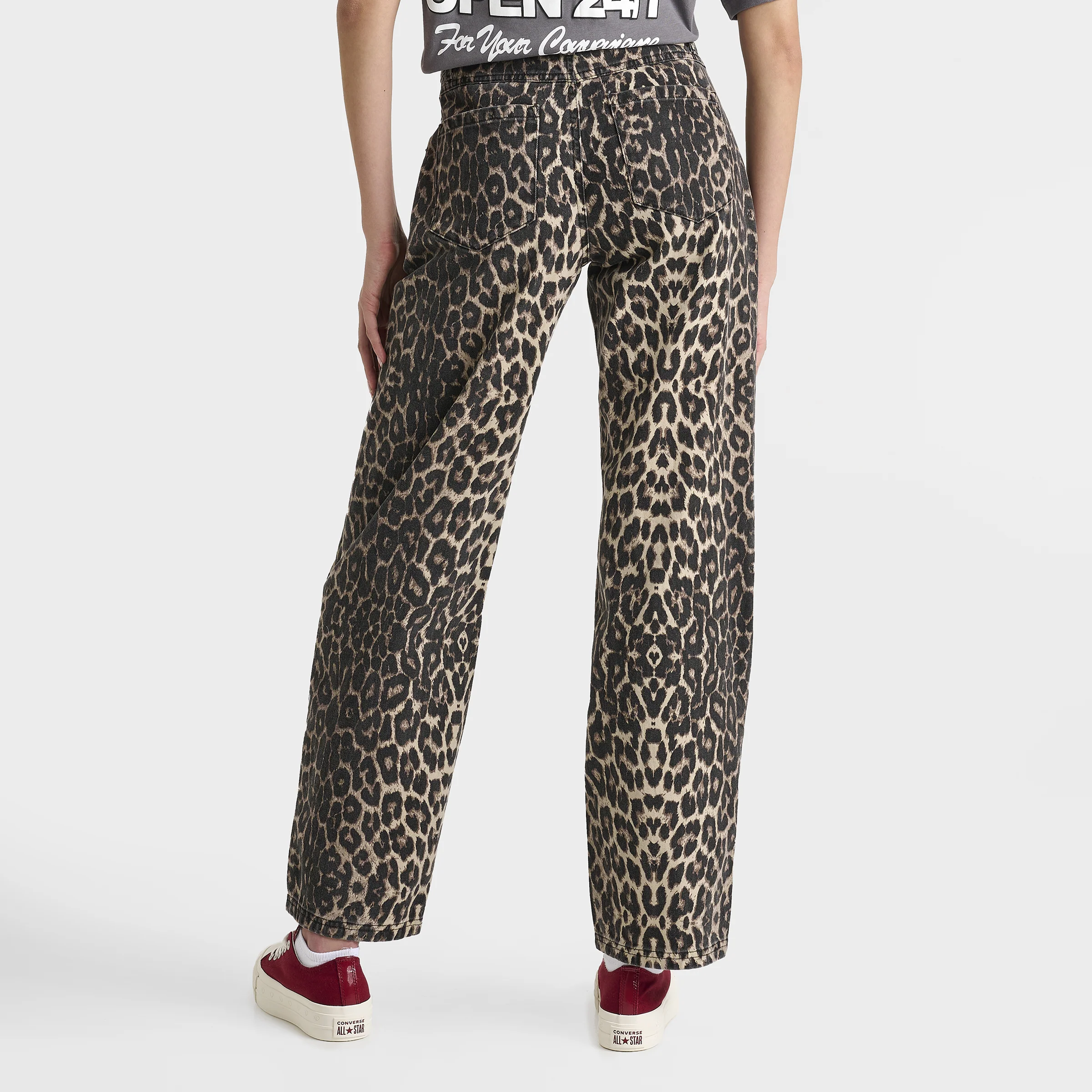 Unlike Humans Women's Jeans / Leopard Wash - Image 2