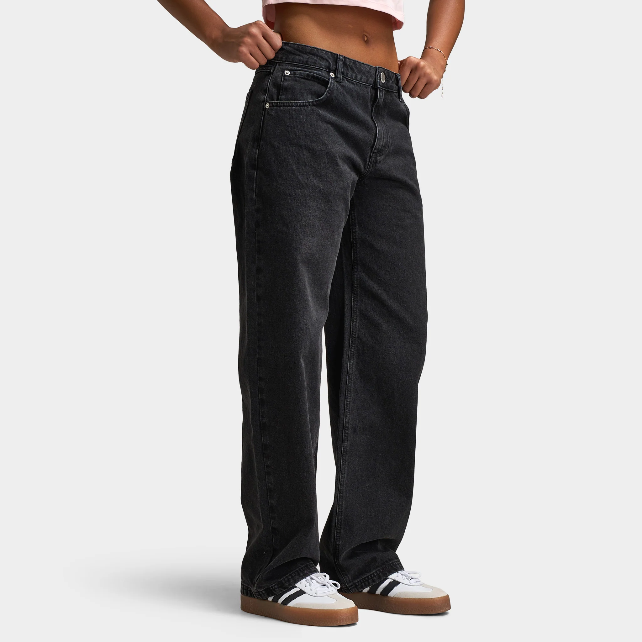 Unlike Humans Women's Unlike Mid Rise Jeans / Washed Black - Image 4