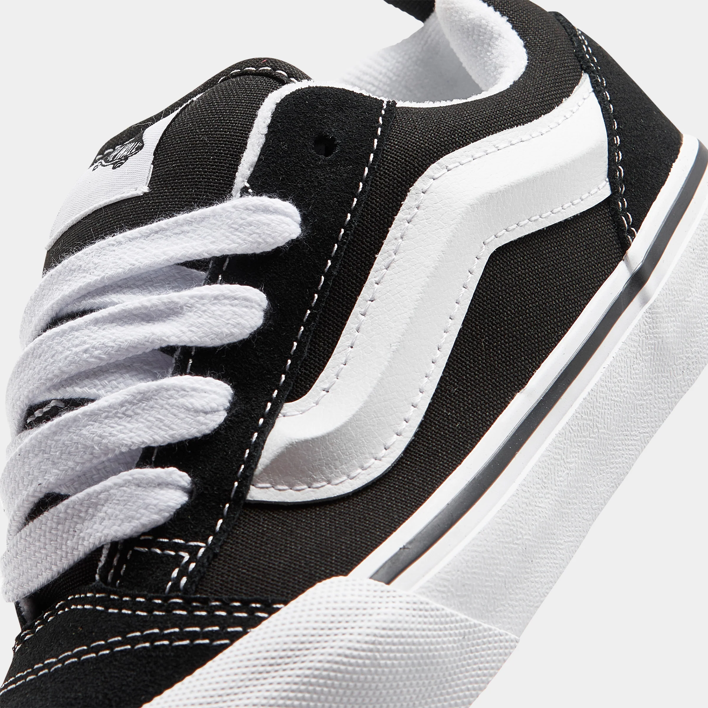 Vans Children's Knu Skool Black / White - Image 3