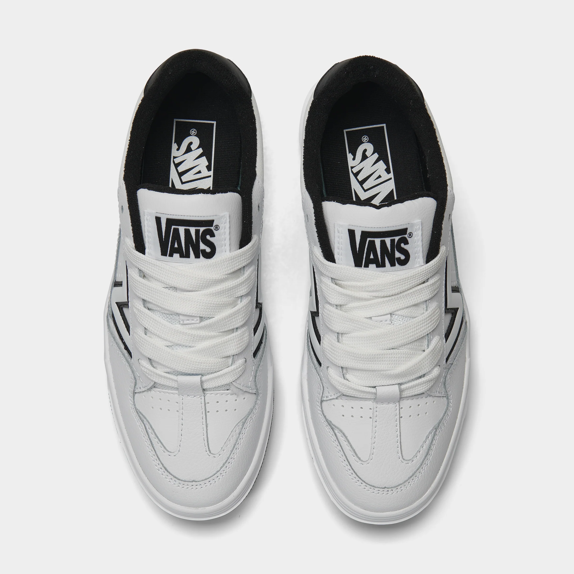 Vans Upland White / Black - Image 4